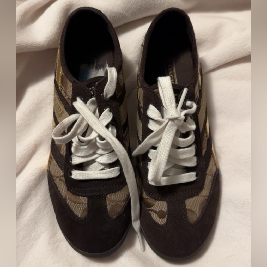 Gently Used Women’s Coach Shoes